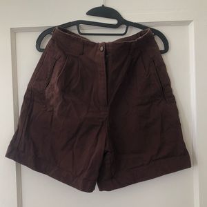 Vintage brown high waisted pleated cotton shorts
